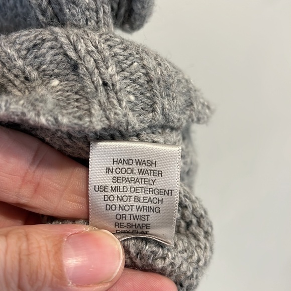 LEO & Nicole  sweater/top size XL - Picture 6 of 6